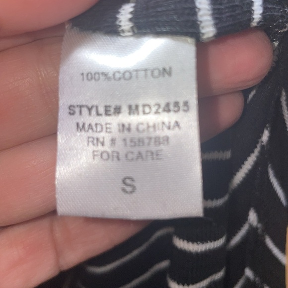 Mable Black & White Stripe Sleeveless Gathered Bodycon Dress with slit - Picture 7 of 7